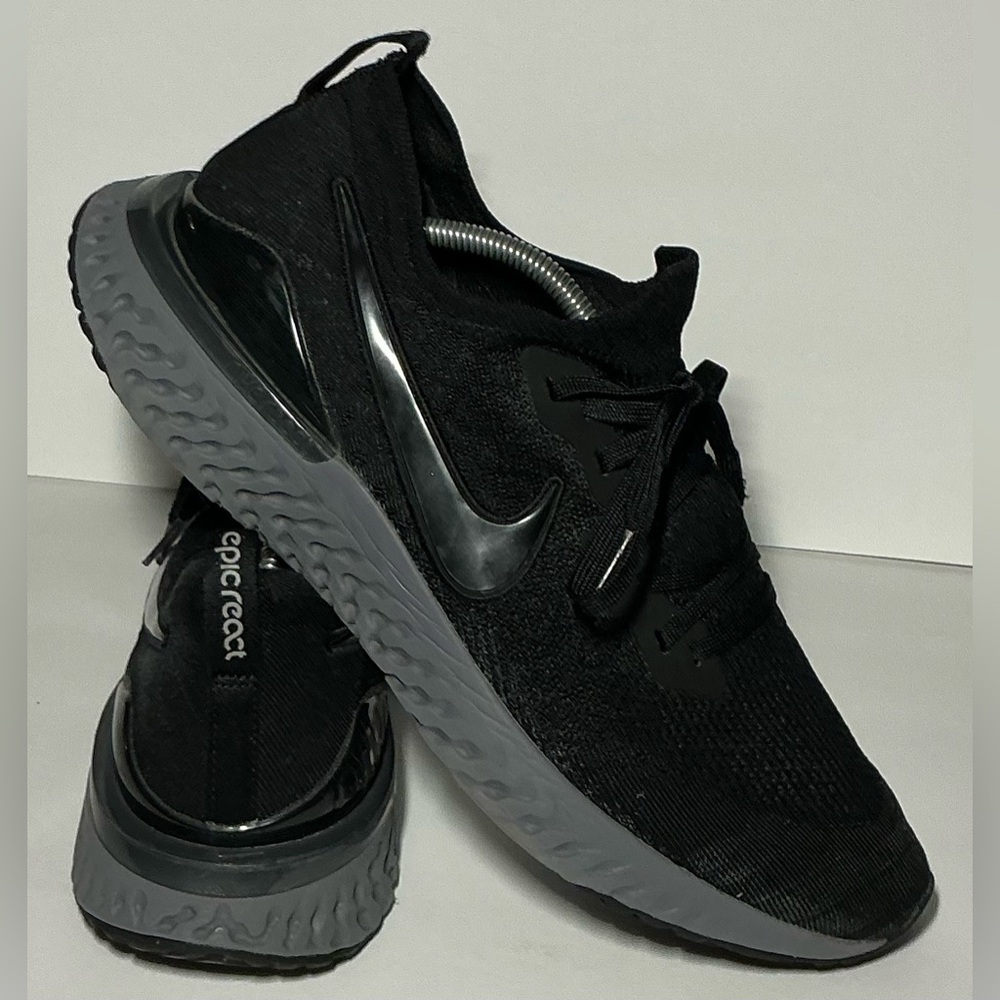 Nike Epic React Flyknit 2 BQ8928-001 Black Athletic Running Shoes Men’s US 14